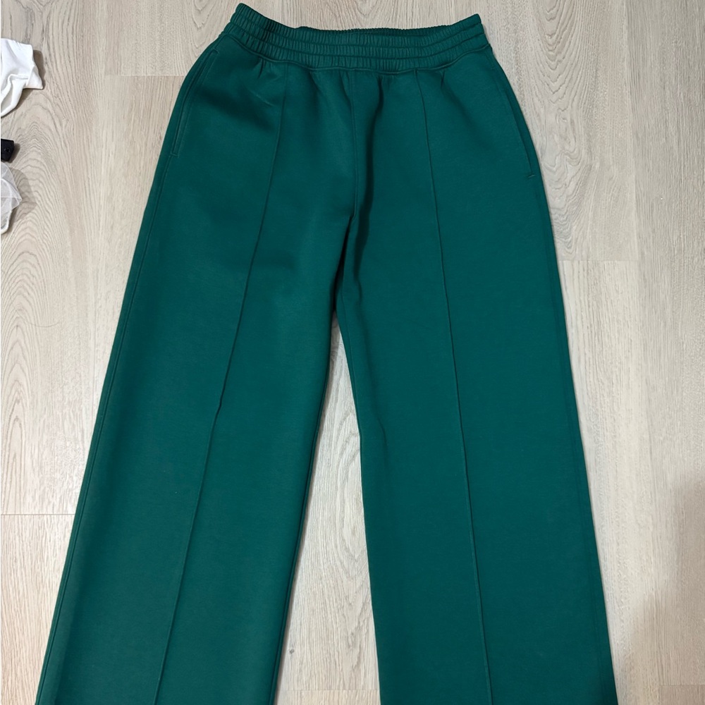 Abercrombie & Fitch Green Straight Leg Pants